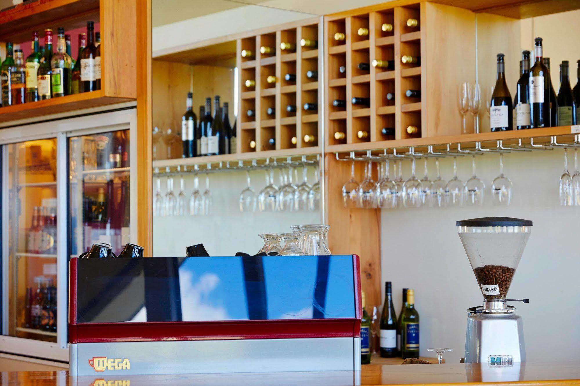 קאיקורה Koura Bay Golf Resort מראה חיצוני תמונה